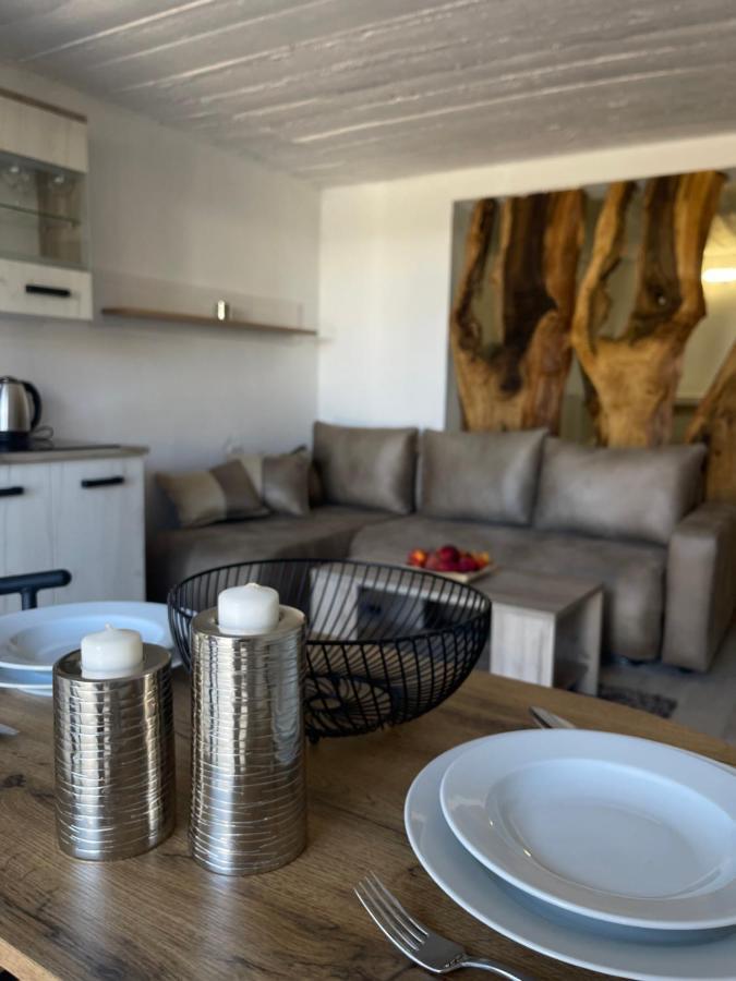 Apartman Sara Bar Eksteriør billede