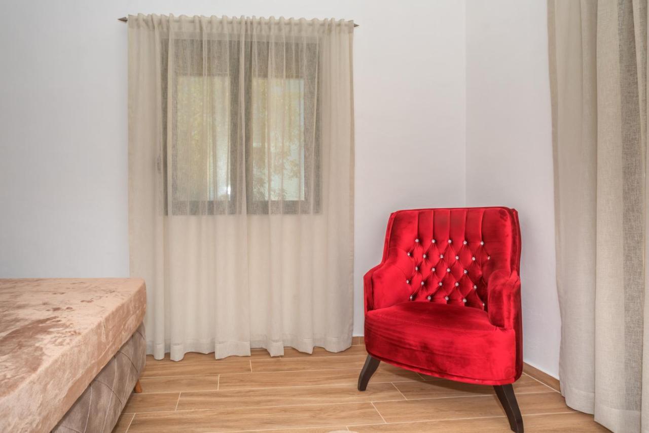 Apartman Sara Bar Eksteriør billede