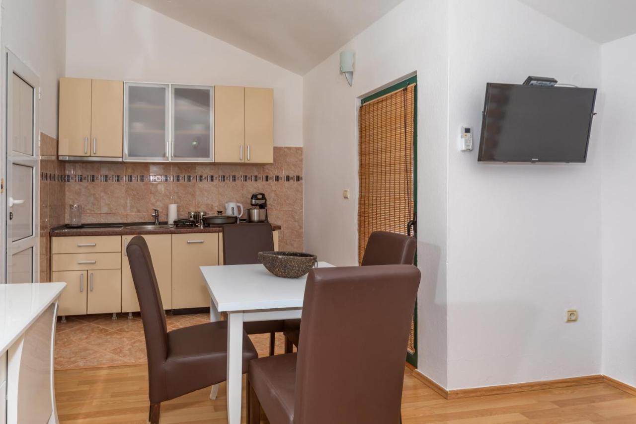 Apartman Sara Bar Eksteriør billede